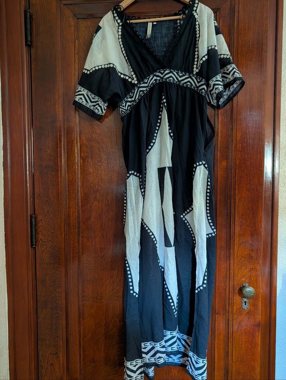 Beautiful thib B/W Long Summer Dress